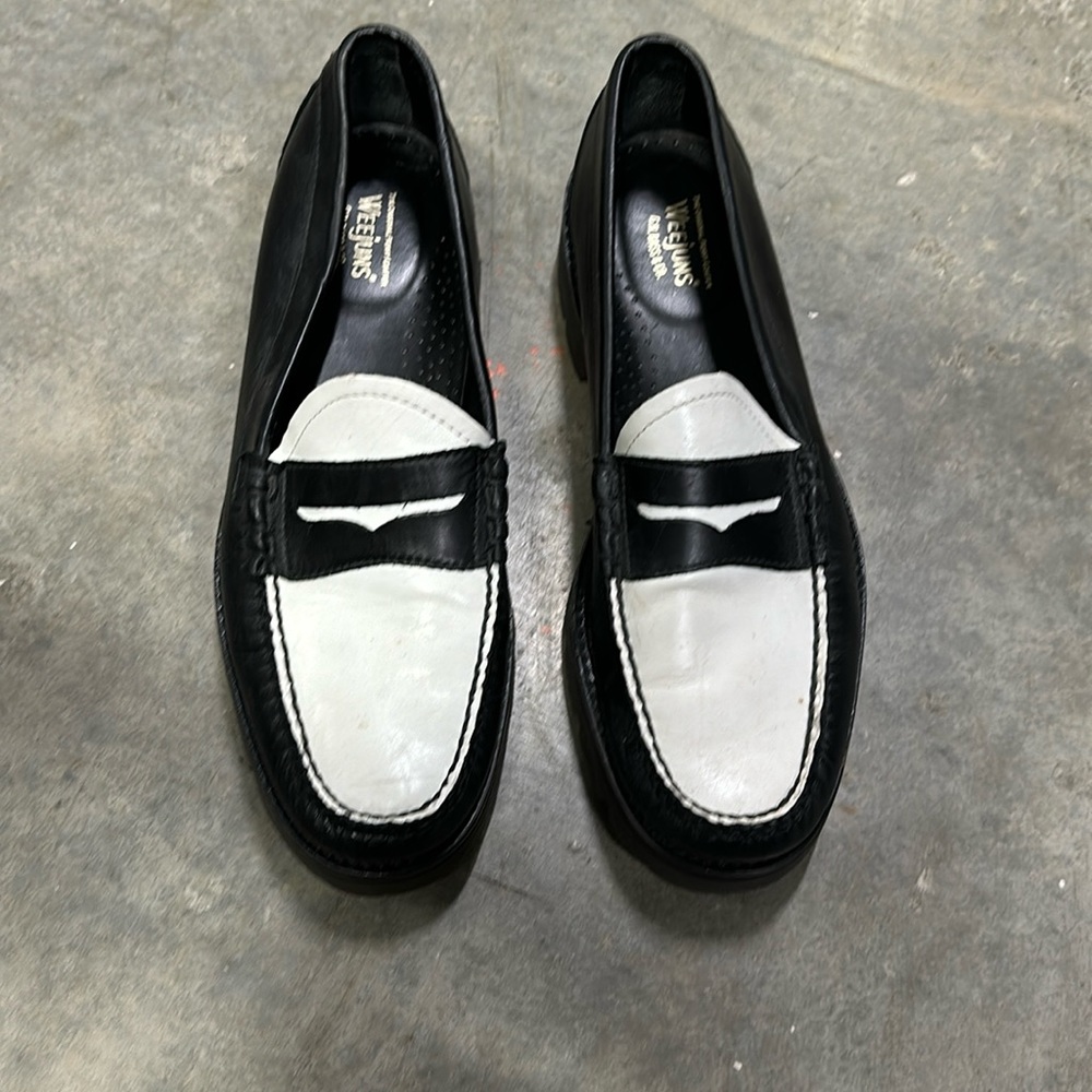 Weejuns black and white mens penny loafer